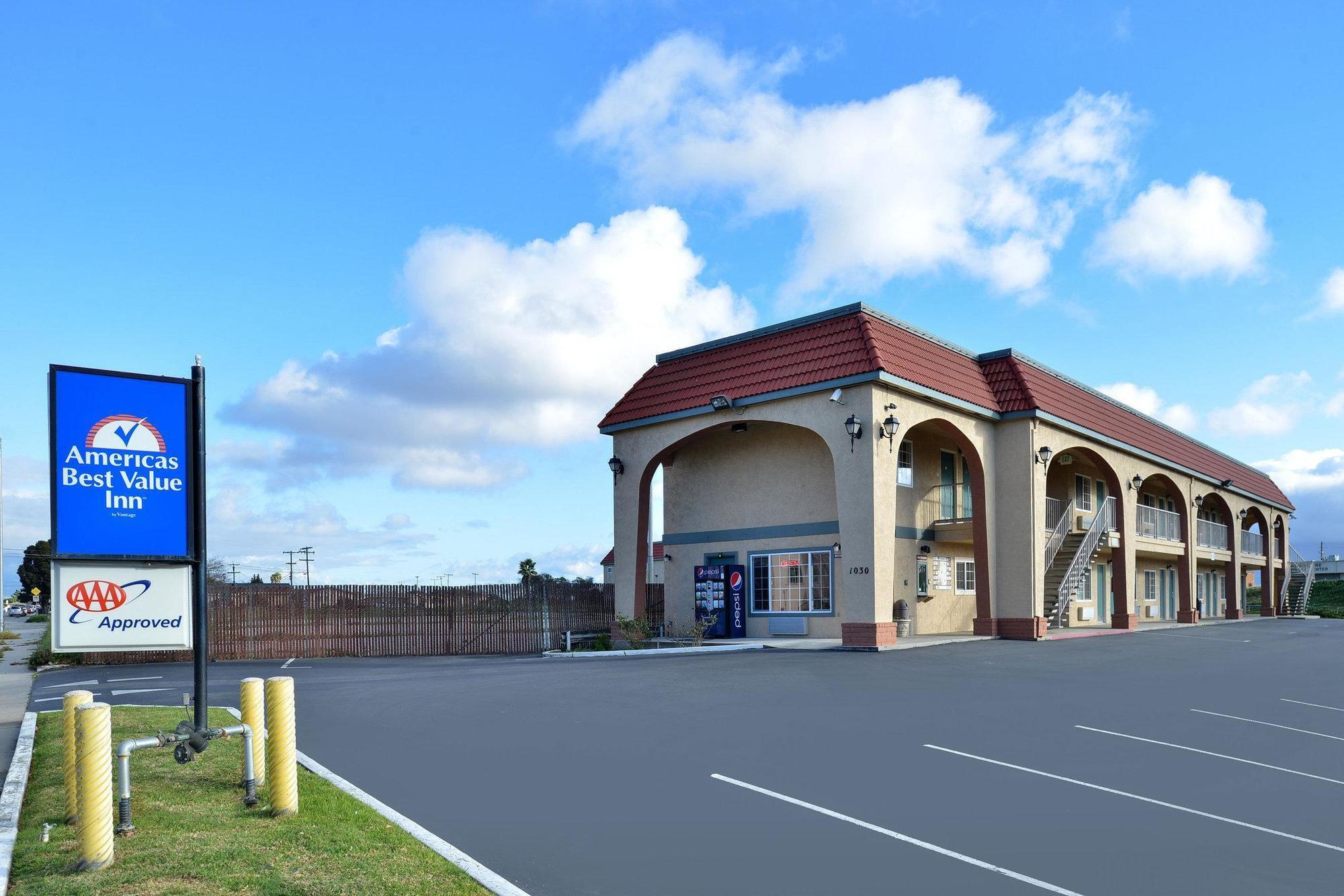 Salinas Inn Kültér fotó