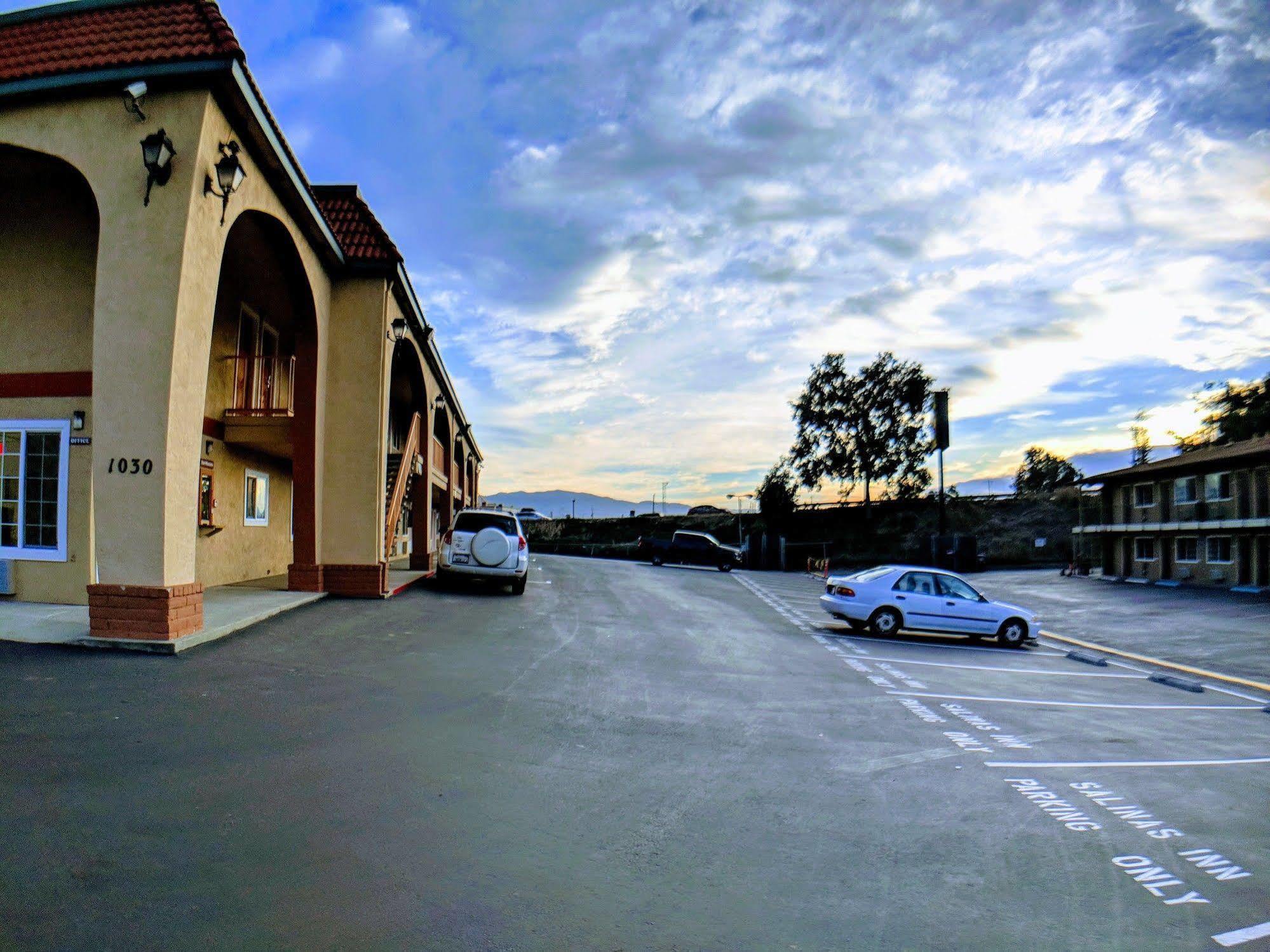 Salinas Inn Kültér fotó